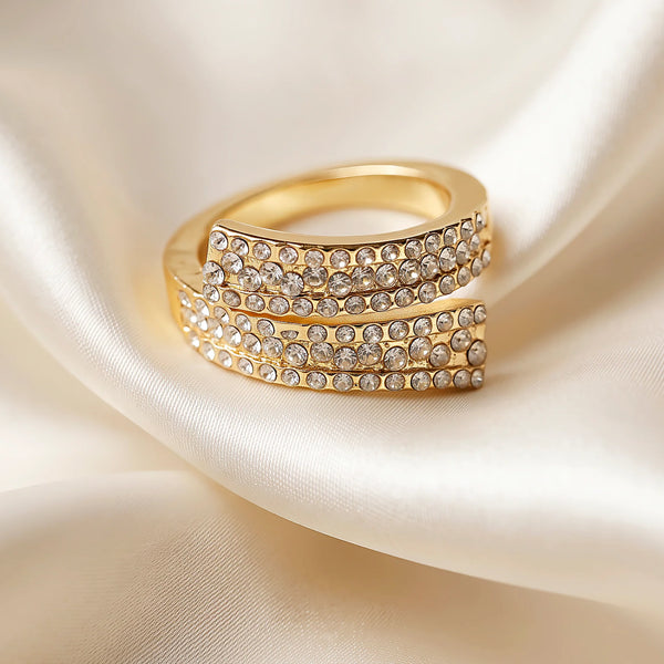 PAJURI Ring Anti-Tarnish Multi Crystal Bypass (Adjustable Size)