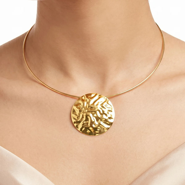 PAJURI Necklace Anti-Tarnish Hammered Coin Gold-Plated Hasli Pendant